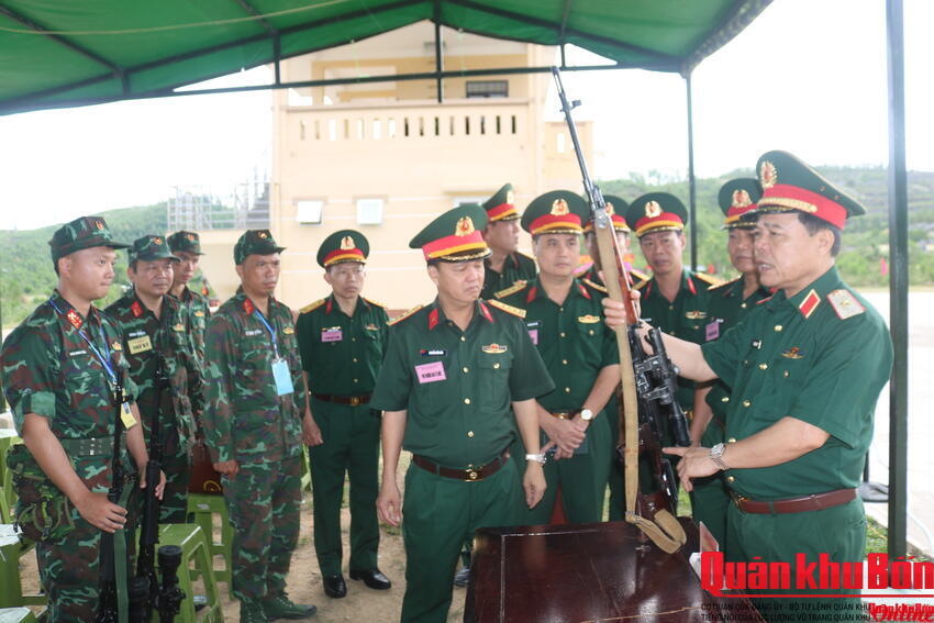 Quân khu 4 khai mạc Hội thao xạ thủ bắn tỉa năm 2026