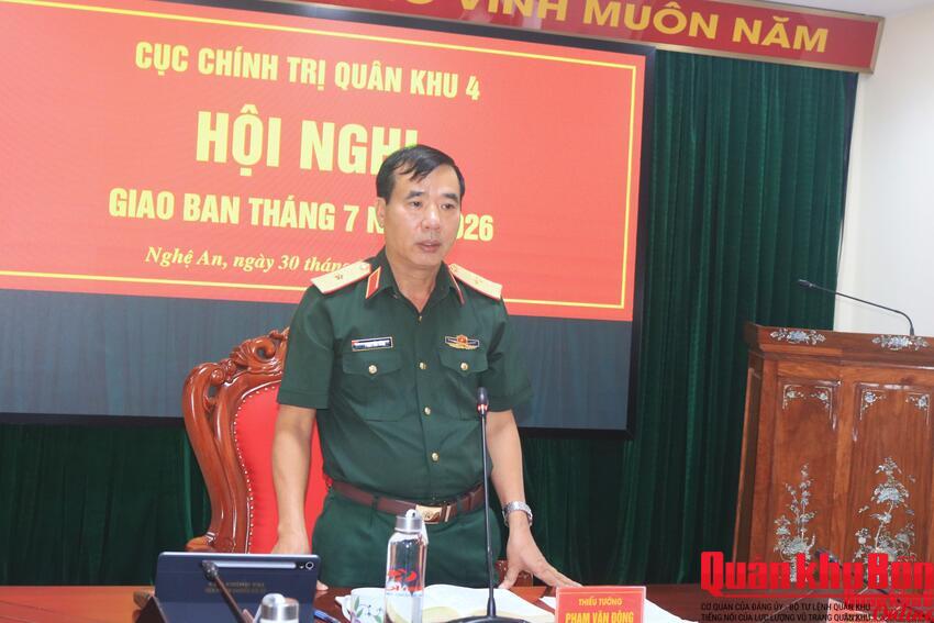 Cục Chính trị Quân khu 4 triển khai nhiệm vụ công tác Đảng, công tác chính trị tháng 8/2026