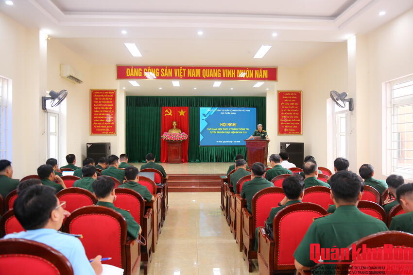 Tập huấn kiến thức, kỹ năng thông tin, tuyên truyền thực hiện Đề án 1219
