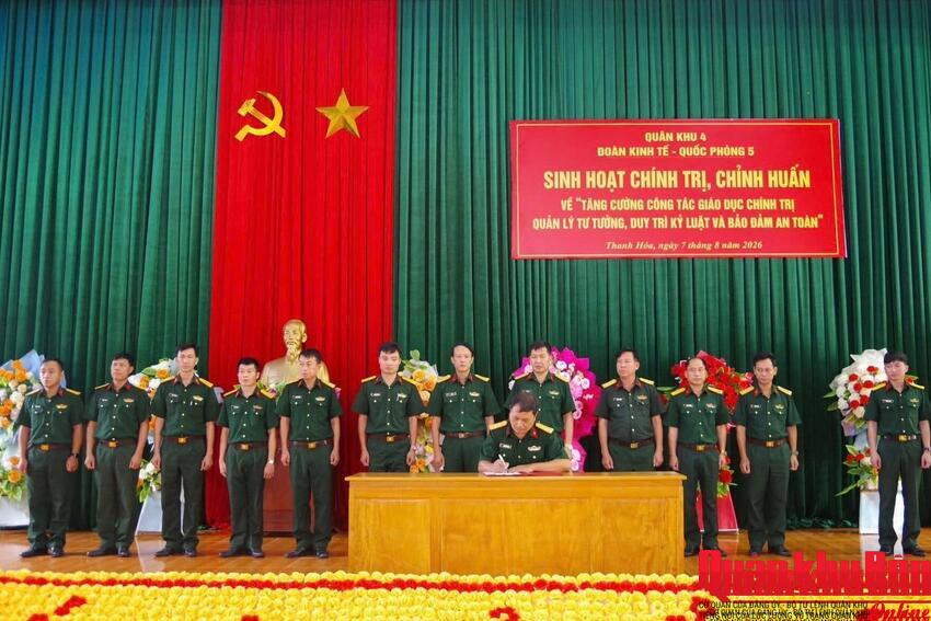 Đoàn Kinh tế - Quốc phòng 5 (Quân khu 4) tăng cường công tác giáo dục chính trị, quản lý tư tưởng