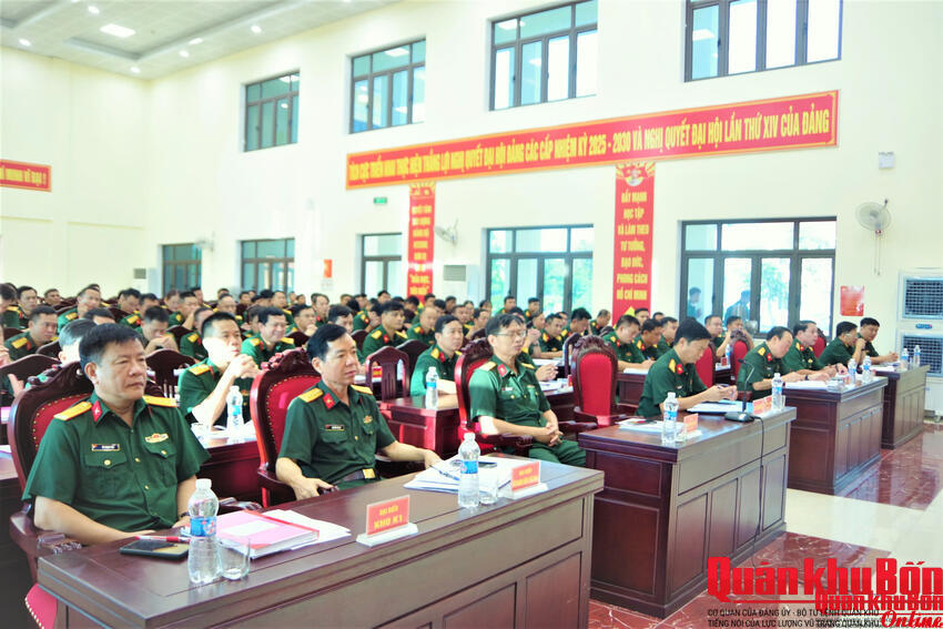 Kho Kỹ thuật k2: Hội nghị sinh hoat chính trị, chỉnh huấn