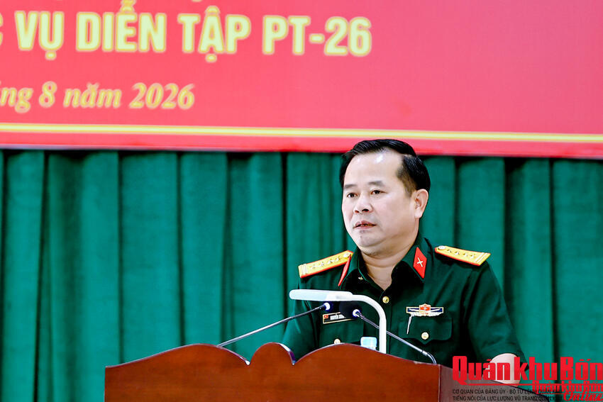 Quân khu 4 tập huấn khai thác, sử dụng trang thiết bị thông tin liên lạc sẵn sàng chiến đấu