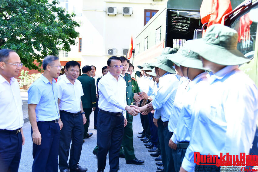 Nghệ An tổ chức Lễ xuất quân giao nhiệm vụ tìm kiếm, quy tập hài cốt liệt sĩ tại Lào