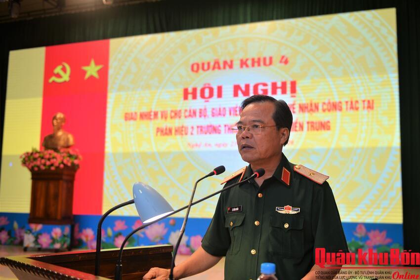 Quân khu 4: Giao nhiệm vụ cho cán bộ, giáo viên, nhân viên nhận công tác tại Phân hiệu 2 Trường Thiếu sinh quân miền Trung
