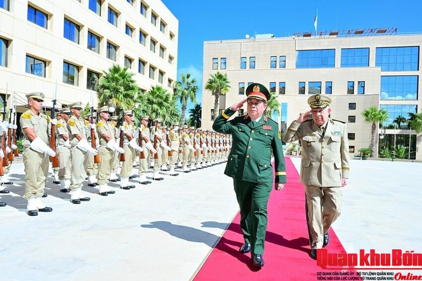 Lễ đón Đại tướng Nguyễn Trọng Nghĩa thăm chính thức Cộng hòa Algeria dân chủ và nhân dân