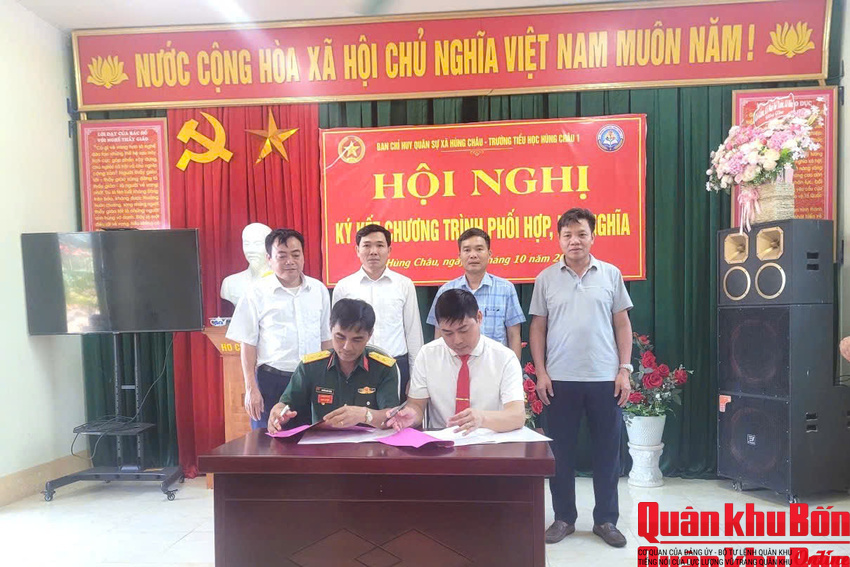 Ban Chỉ huy Quân sự xã Hùng Châu và Trường Tiểu học Hùng Châu 1 ký kết Quy chế kết nghĩa
