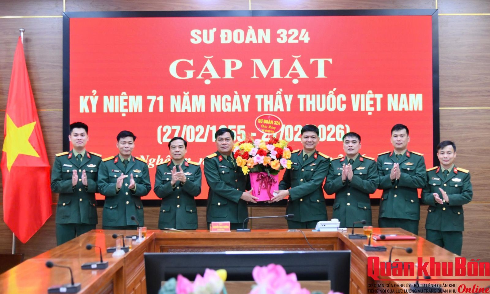 Sư đoàn 324 chúc mừng Ngày Thầy thuốc Việt Nam