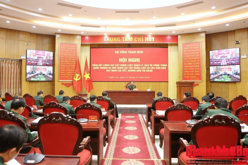 Tổng kết công tác xây dựng Luật Quản lý, bảo vệ công trình quốc phòng và khu quân sự