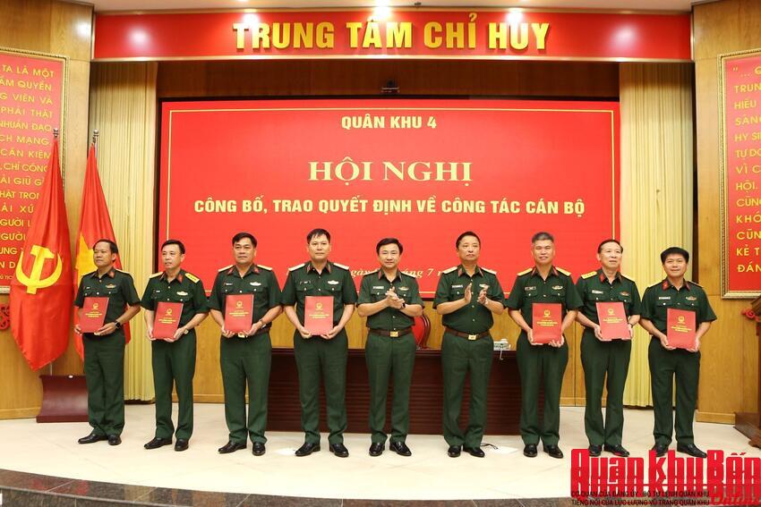 Quân khu 4: Trao quyết định công tác cán bộ năm 2026