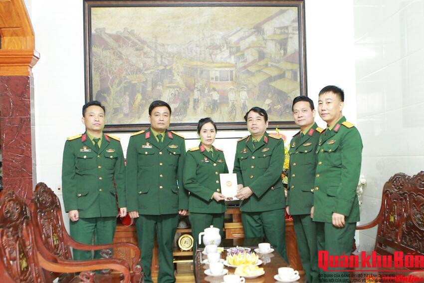 Cục Chính trị Quân khu 4: Tri ân liệt sĩ nhân kỷ niệm 80 năm Ngày thành lập Quân đội Nhân dân Việt Nam.