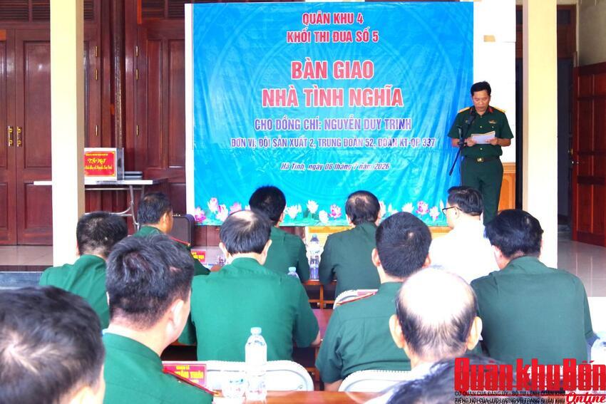 Quân khu 4: Khối thi đua số 5 bàn giao Nhà tình nghĩa tặng quân nhân có hoàn cảnh khó khăn