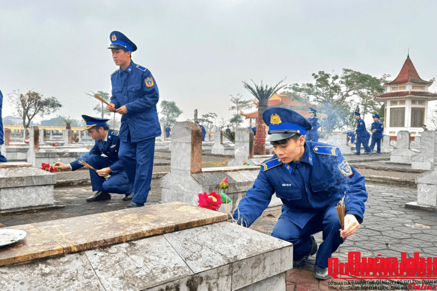 Tuổi trẻ Bộ Tư lệnh Vùng Cảnh sát biển 1 sôi nổi “Ngày Thanh niên cùng hành động”