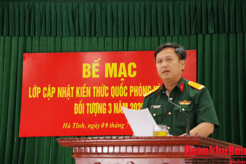 Hà Tĩnh bế mạc lớp cập nhật kiến thức quốc phòng và an ninh đối tượng 3