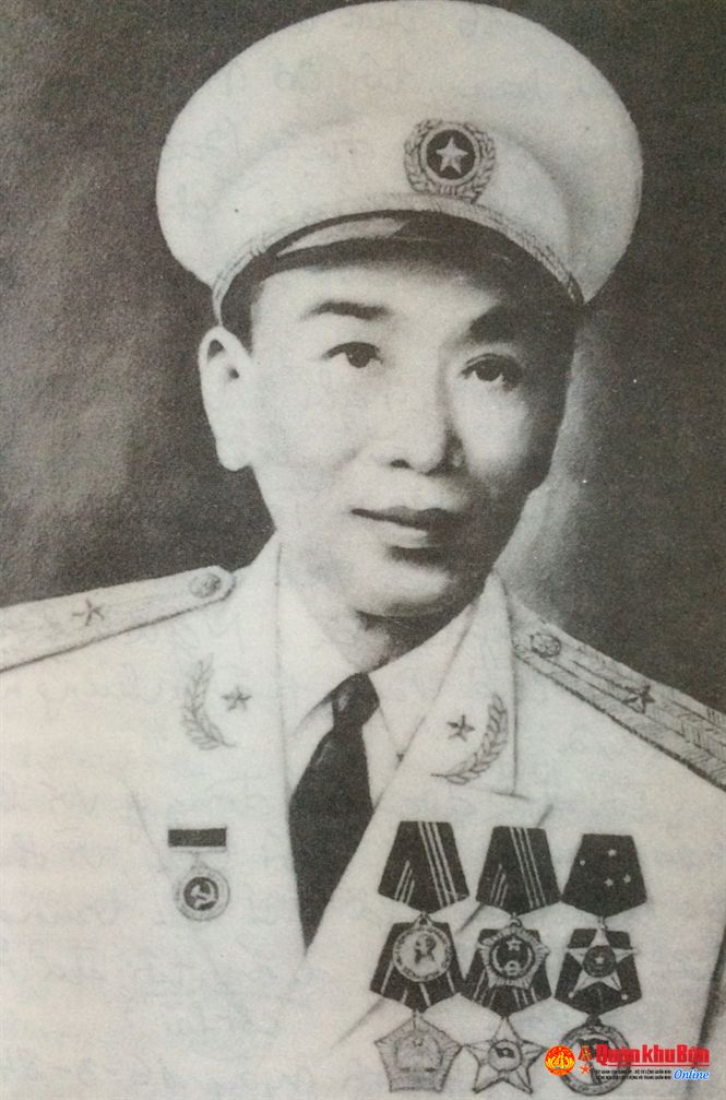 Những tướng lĩnh Khu 4 được Bác Hồ đặt tên