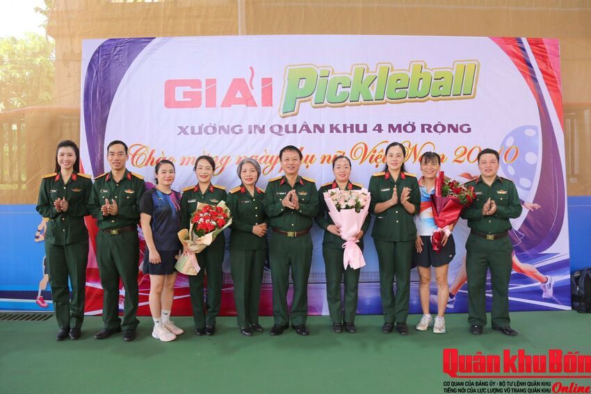 Xưởng in Quân khu 4:  Giao lưu Pickleball chào mừng Ngày Phụ nữ Việt Nam 20/10