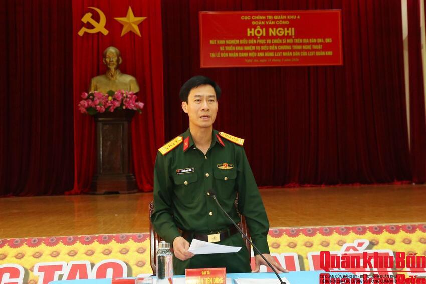 Đoàn Văn công Quân khu 4 hoàn thành tốt nhiệm vụ biểu diễn phục vụ chiến sĩ mới