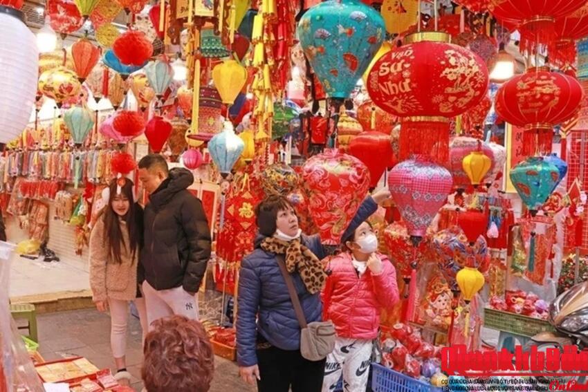 Thủ tướng Phạm Minh Chính chỉ đạo chăm lo, hỗ trợ Nhân dân đón Tết Nguyên đán vui tươi, an toàn, tiết kiệm