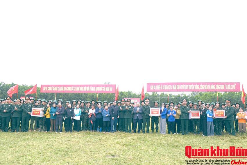 Trung đoàn 3 (Sư đoàn 324, Quân khu 4) thực hiện tốt hành quân dã ngoại làm công tác dân vận