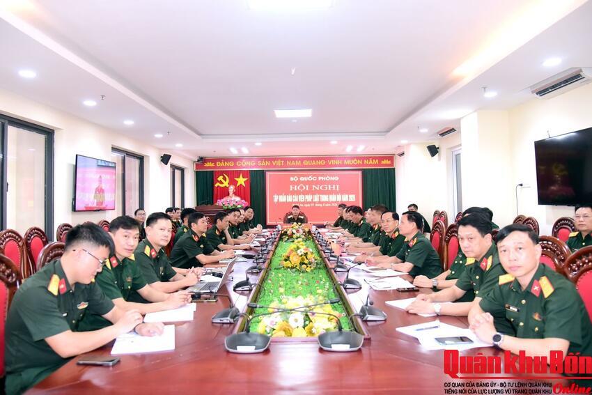 Tập huấn Báo cáo viên pháp luật trong Quân đội năm 2026