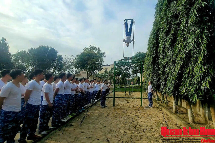 Hải đội 102: Điểm sáng trong phong trào huấn luyện thể lực giỏi của Lực lượng Cảnh sát biển