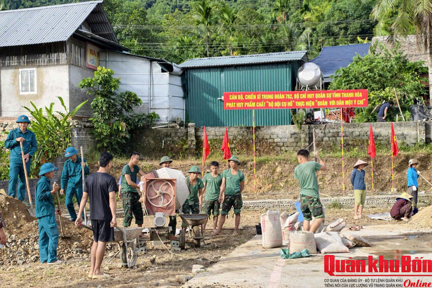 Trung đoàn 762 giúp Nhân dân xã Yên Nhân xây dựng nhiều công trình dân sinh