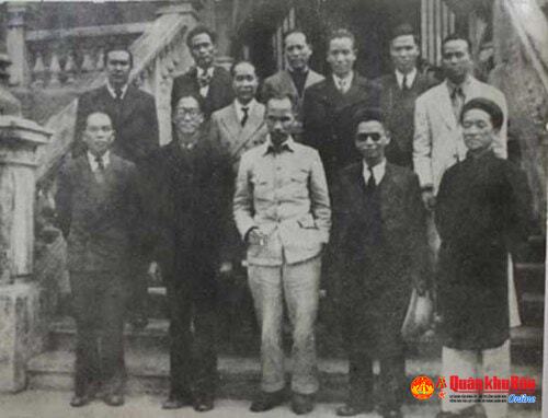 NHẬN DIỆN ĐÚNG, ĐỒNG THUẬN CAO, QUYẾT LIỆT THỰC HIỆN (Bài 1. Dấu ấn từ những lần tinh gọn bộ máy)