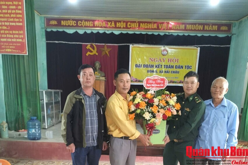 Người giữ nhịp đoàn kết ở xóm giáo