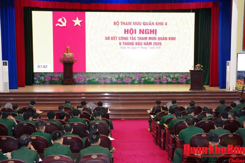 Bộ Tham mưu Quân khu 4: Sơ kết công tác Tham mưu 6 tháng đầu năm 2026.