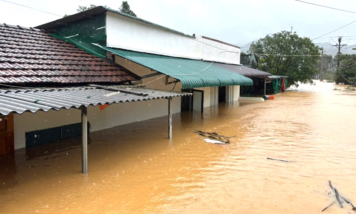 Đã có gần 200 nhà dân bị ngập lụt do mưa lớn.