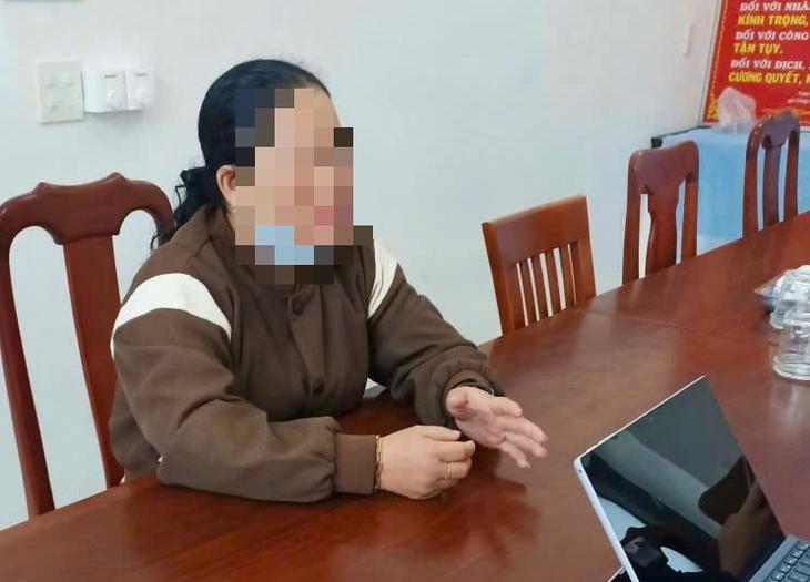 Công an làm việc với người phụ nữ trong clip nói 'người chết lai láng không kịp vớt' - Ảnh 1.