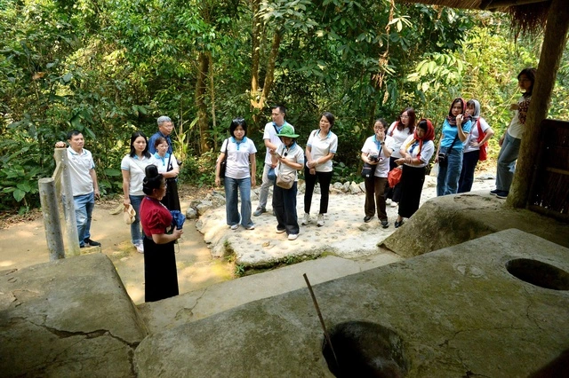 - Ảnh 2. - Ảnh 2.